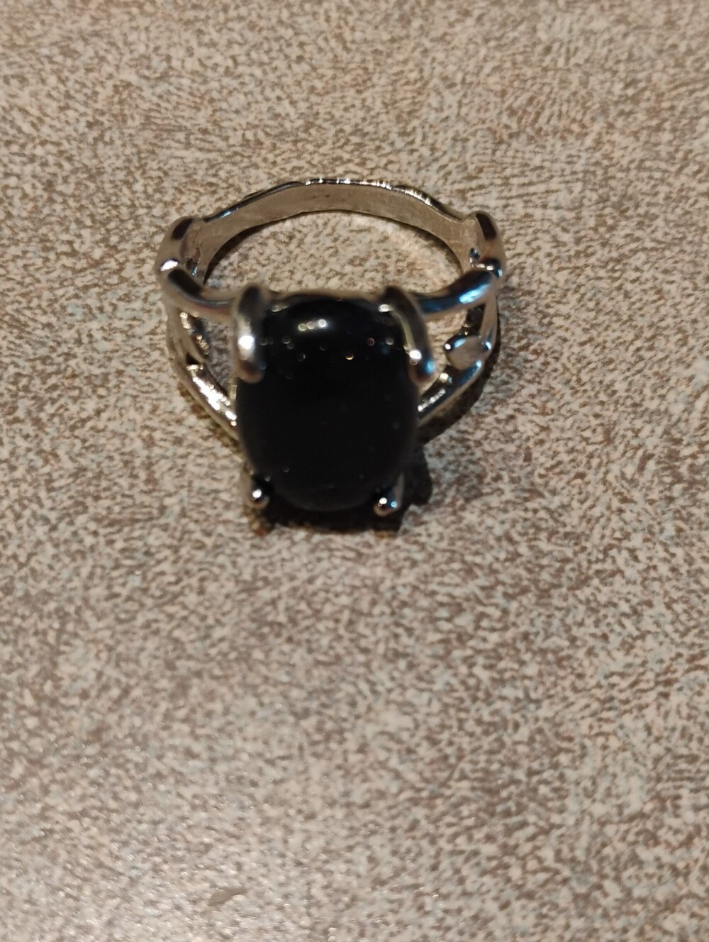 Silver Ring with Mid Night Blue/Black Stone Pot Leaf Detail On Side